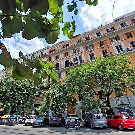 4bnb - Vittorio Emanuele * Rom